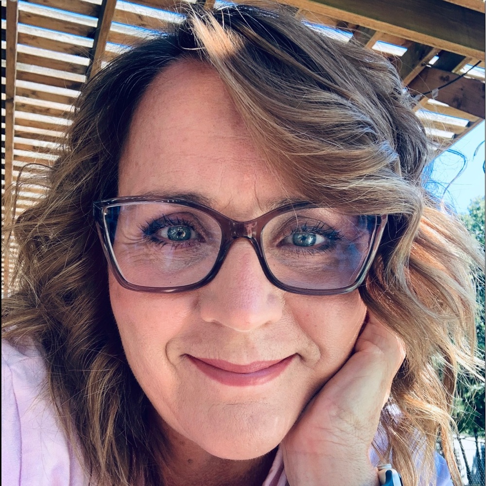 Meet your Posher, Traci